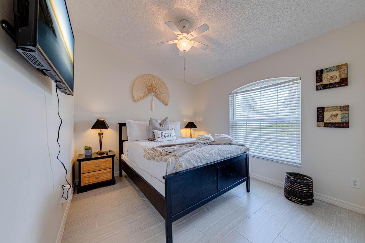 Cozy Autumn Creek Retreat Holiday home Orlando