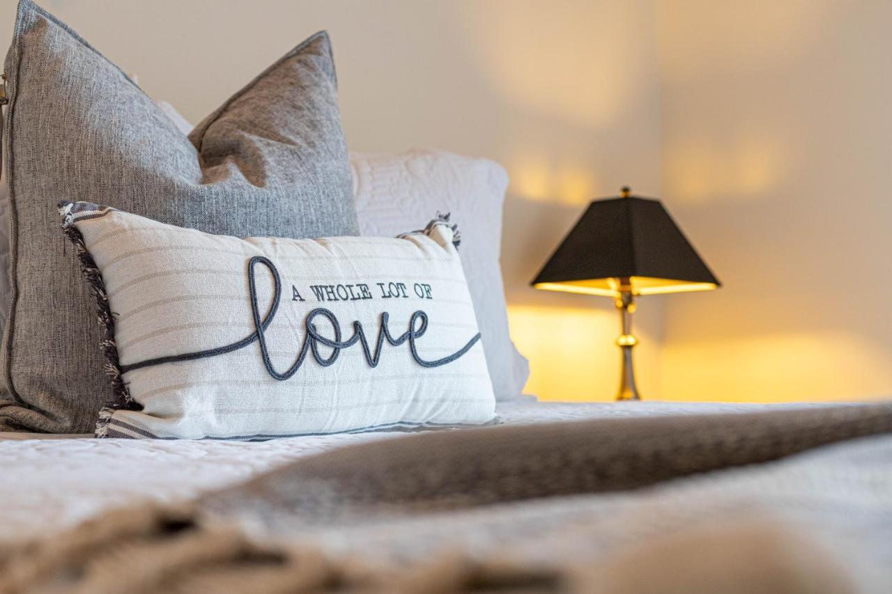 Cozy Autumn Creek Retreat * Orlando