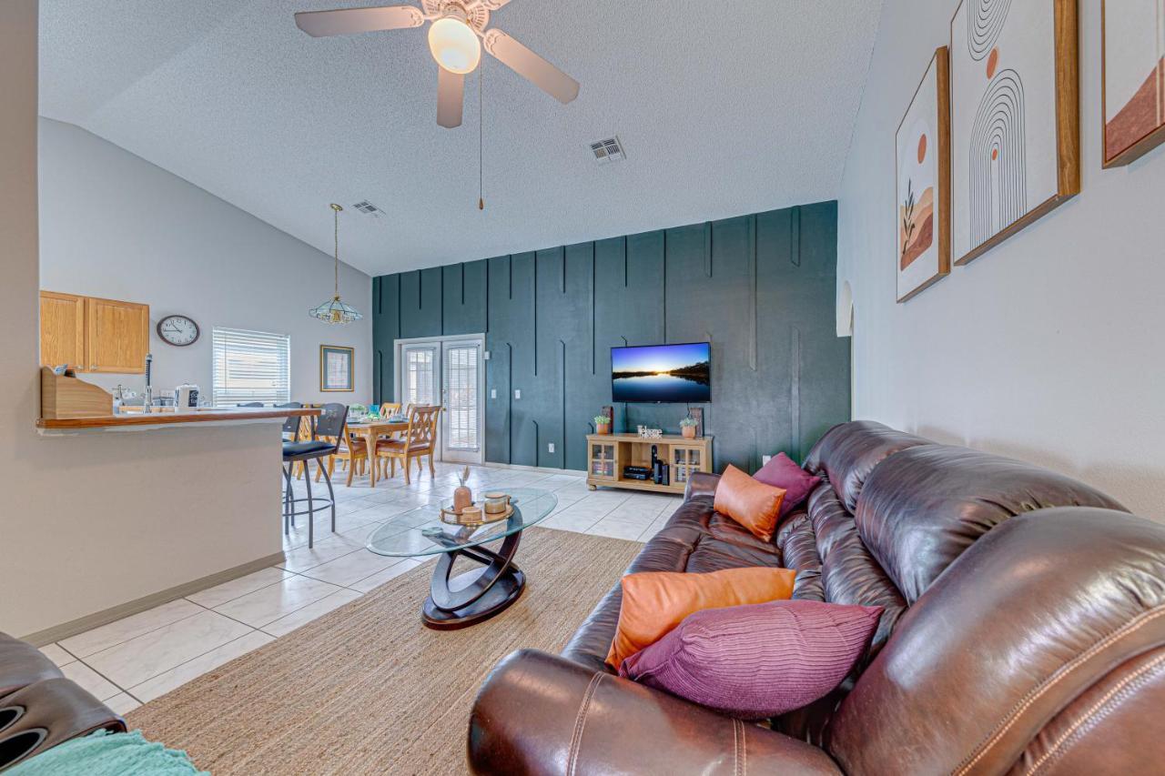 Cozy Autumn Creek Retreat