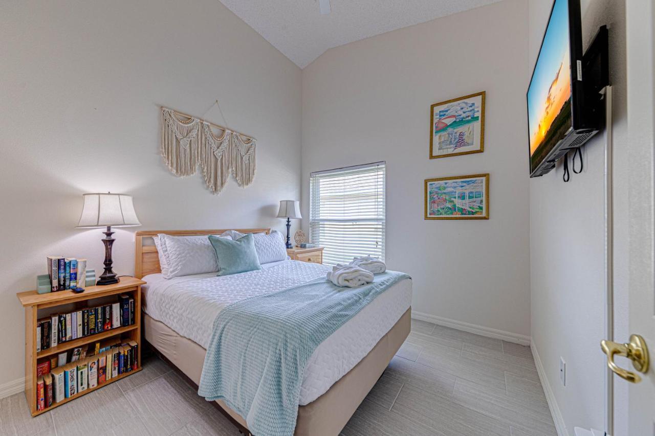 Cozy Autumn Creek Retreat * Orlando